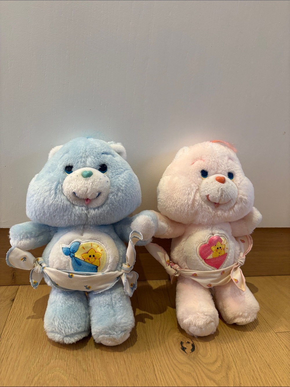 Vintage 1983 Kenner Care Bears Baby Hugs & Baby Tugs Plush Pair